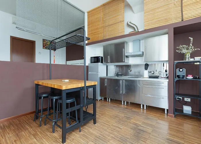 Guesthost - Bovisa Milánó