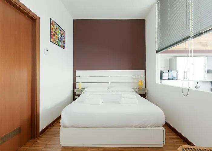 Guesthost - Bovisa Apartman